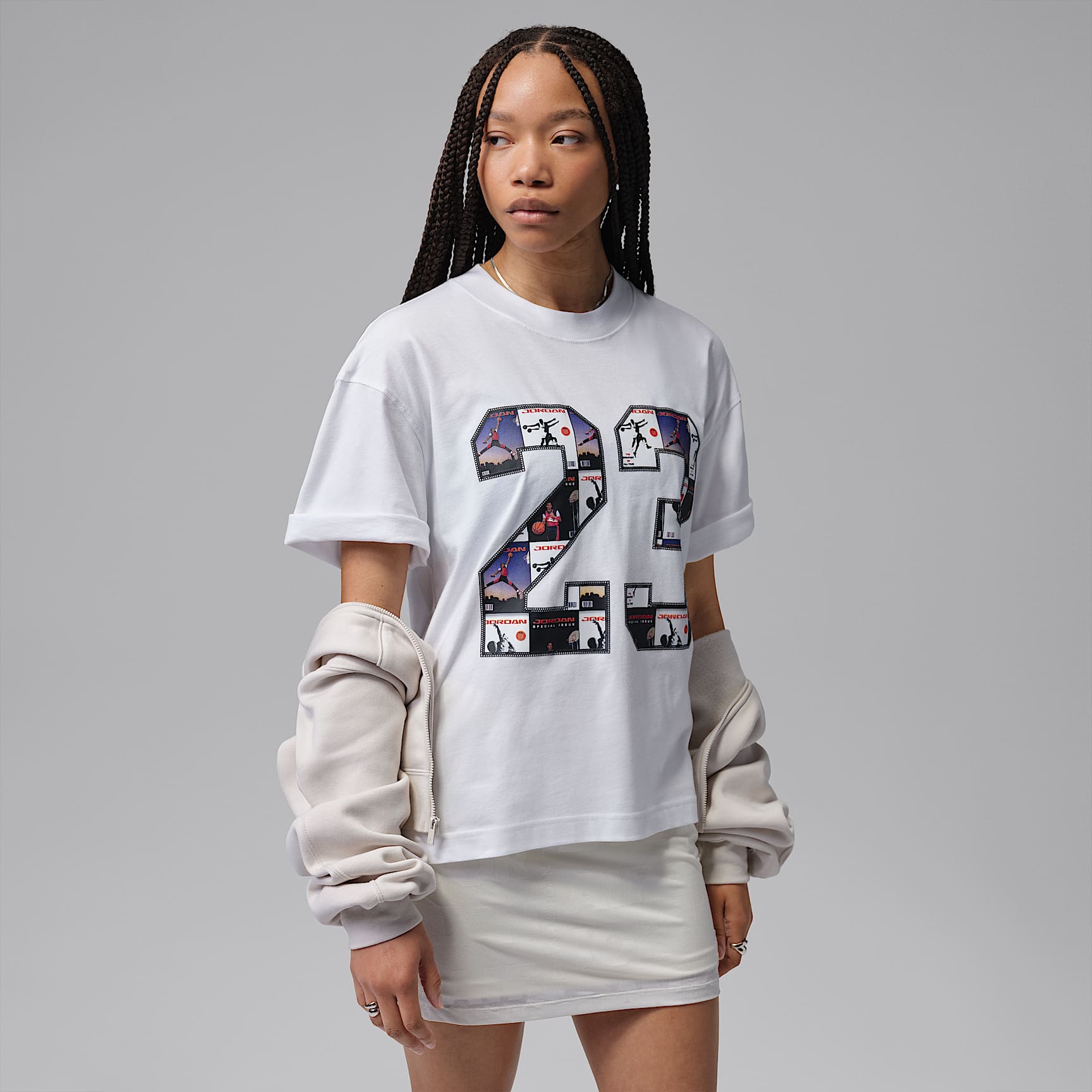 Jordan Women's Girlfriend T-Shirt. Nike LU